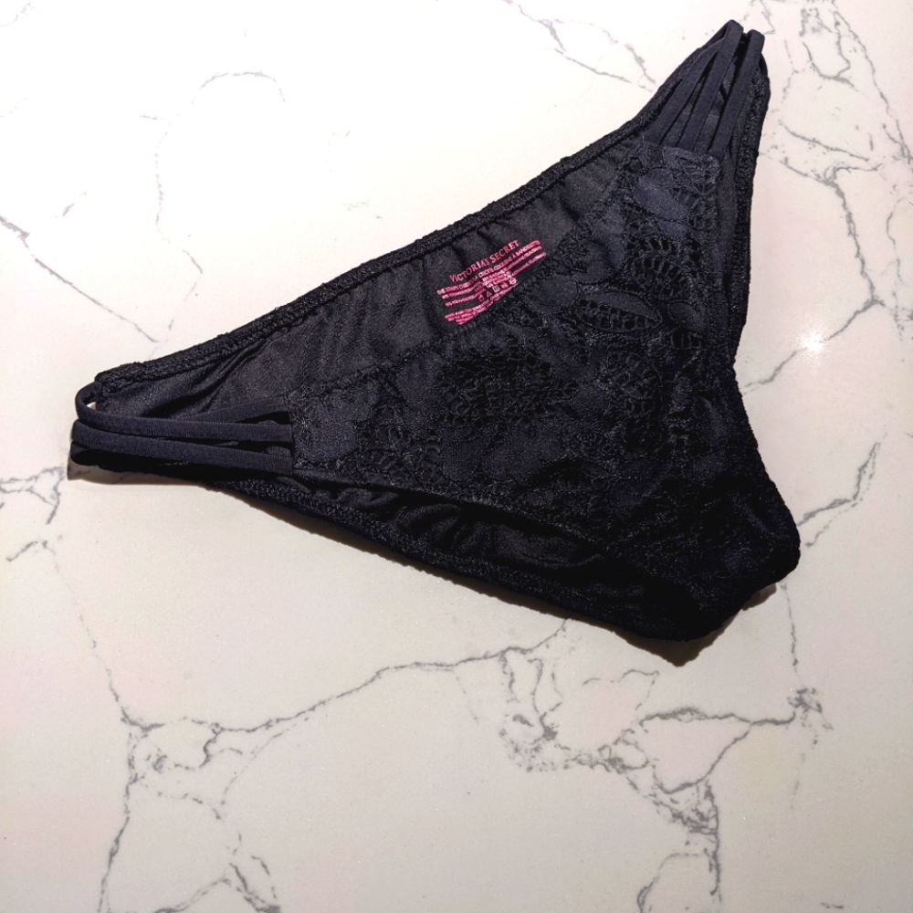 *Must Go By 12/15* Victoria's Secret Bikini Bottoms
